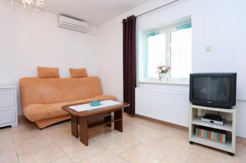 Apartments with parking space Orebic, Peljesac - 4513