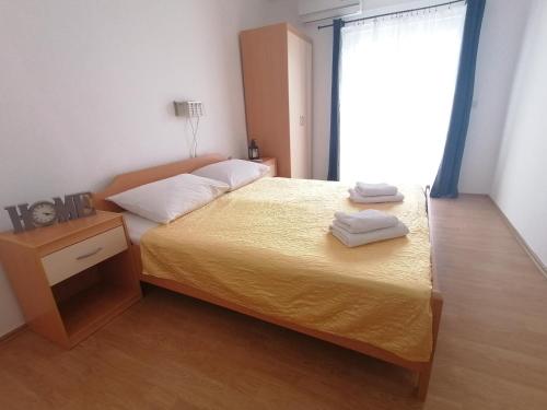 Apartments with parking space Vodice - 5808