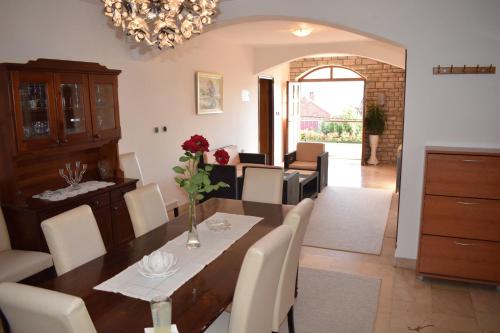 Posezení v ubytování Apartments with WiFi Sveti Filip i Jakov, Biograd - 4299