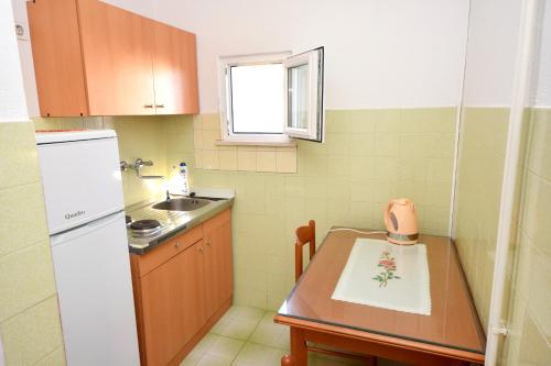 Studio Orebic 4517a