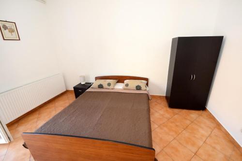 Studio Orebic 4517c