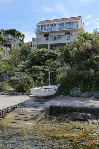 Apartment Korcula 4407b – Photos 2