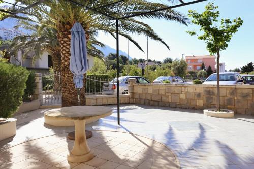 Apartments by the sea Podgora, Makarska - 4330