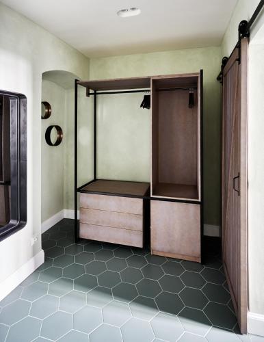 a room with a closet with atained at Zámek Žďár in Žďár nad Sázavou