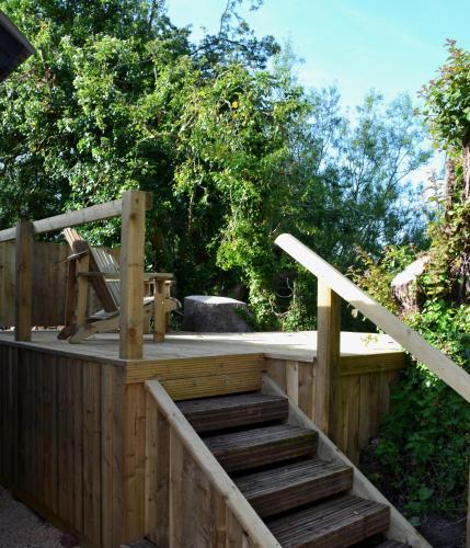 Large Luxury Shepherds Hut with Hot Tub nr Bath photo 28