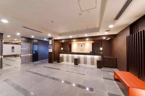 Area lobi atau resepsionis di Best Western Hotel Fino Osaka Shinsaibashi