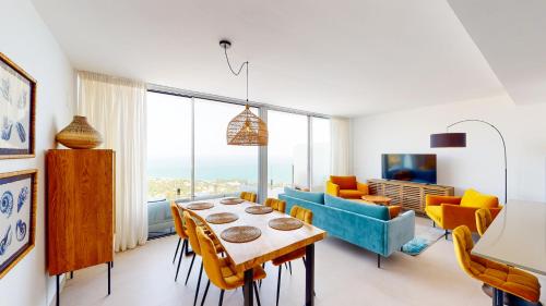 Stupa Hills VI - Luxury Duplex Penthouse