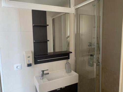 Nice apartment close to park Guell1