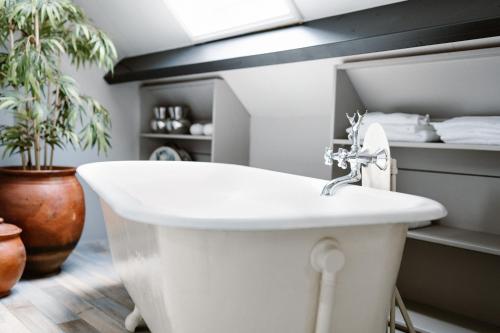 Gallery image of Amadeus Restaurant & Boutique Hotel in Well