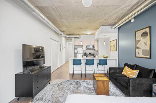 Placemakr Premier SoBro Image