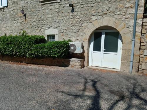 Fully Equipped Apartment – Photos 2