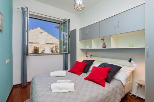 The Monroe - Stylish 2 BD Apartment In Villa Orsan