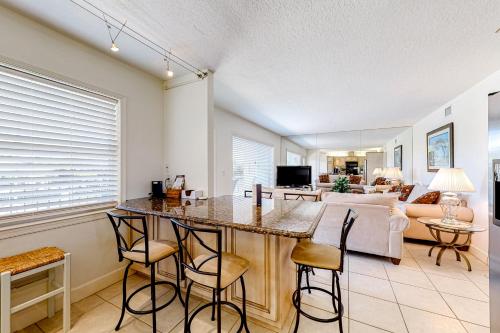 Boater's Paradise Main Unit – Photos 3
