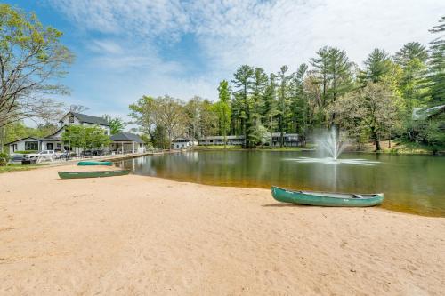 Gallery image of Lakeside Delight - Unit 302 in Flat Rock
