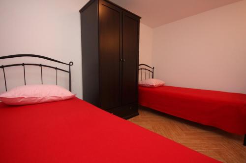 Apartments by the sea Bibinje, Zadar - 6200