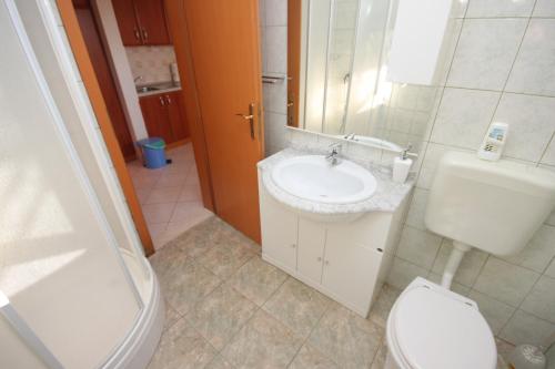 Family-friendly apartments with swimming pool Seget Vranjica, Trogir - 7559