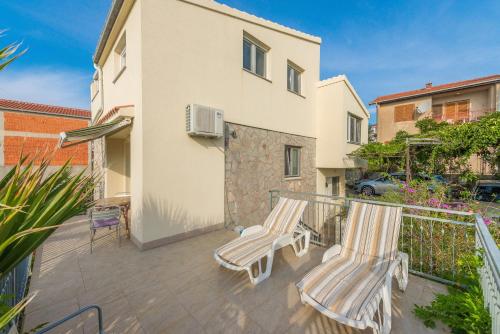 Apartments by the sea Businci, Ciovo - 7560