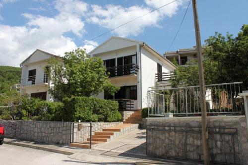 Apartments with parking spaces Klenovica, Novi Vinodolski - 7605