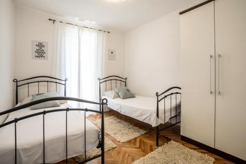 Family-friendly apartments with swimming pool Podstrana, Split - 7539