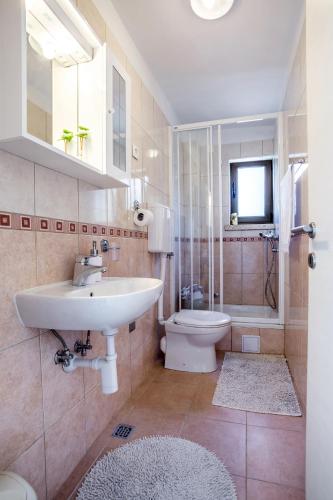 Family-friendly apartments with swimming pool Podstrana, Split - 7539