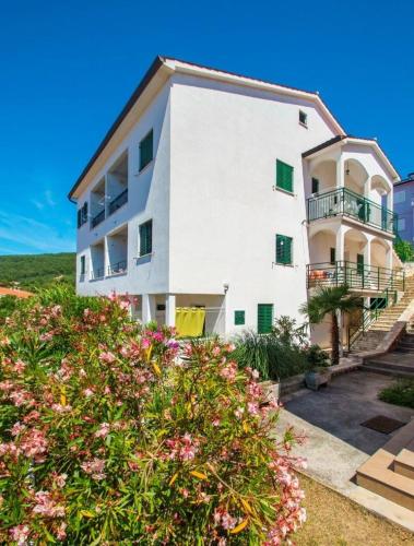 Apartments with parking space Rabac, Labin - 7621