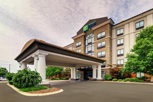 Holiday Inn Express Nashville-Opryland, an IHG Hotel Image