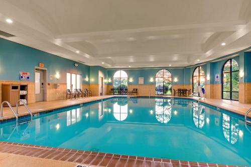 Holiday Inn Express Nashville-Opryland, an IHG Hotel Image