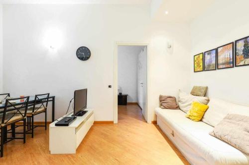 SV18C –Charming modern flat S. Ambrogio