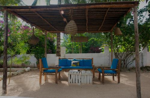 Κήπος έξω από το Bahati Villa
