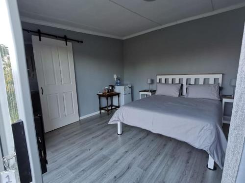 Windygates Estate Room 1 tesisinde bir odada yatak veya yataklar