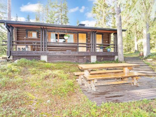 En have udenfor Holiday Home Kesäranta 2 by Interhome