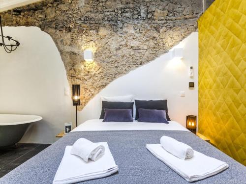 Carmo Chiado Deluxe Apartment