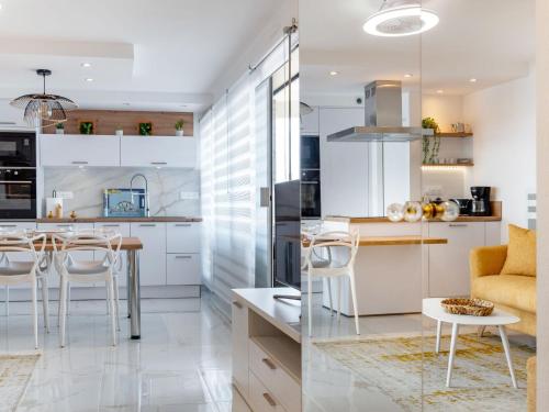 Apartment Terrasses du Levant by Interhome