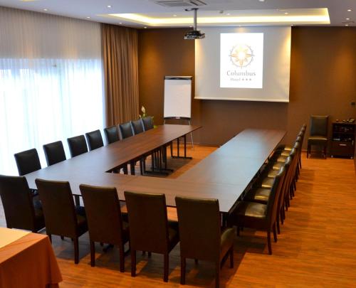 Kawasan bisnes dan/atau bilik persidangan di Hotel Columbus