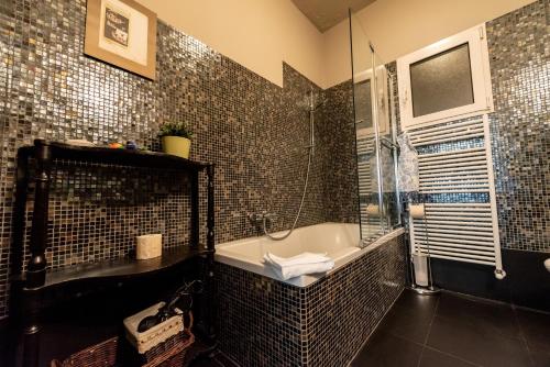 Luxury Sella nel Cuore di Bari photo 4