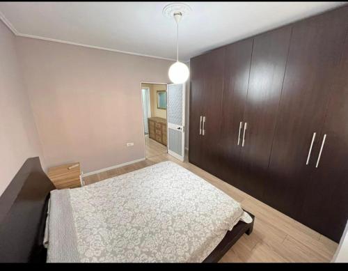 LETI APARTMENTS 21 ST - Imazhi 2