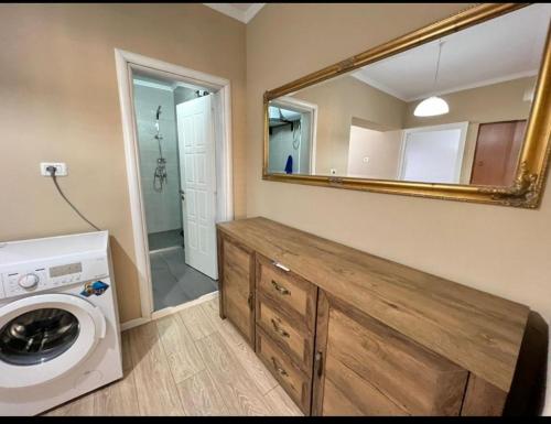 LETI APARTMENTS 21 ST - Imazhi 5
