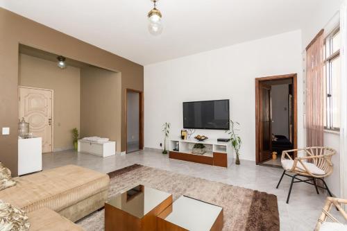 Apartamento c WiFi a 900m da Praia do Flamengo RJ