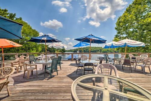 Pet-Friendly Waterfront Studio Marina Access – Photos 3
