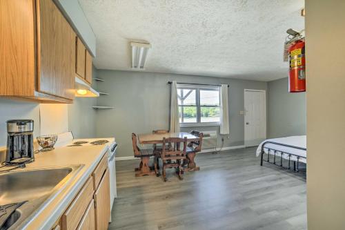 Pet-Friendly Waterfront Studio Marina Access – Photos 5
