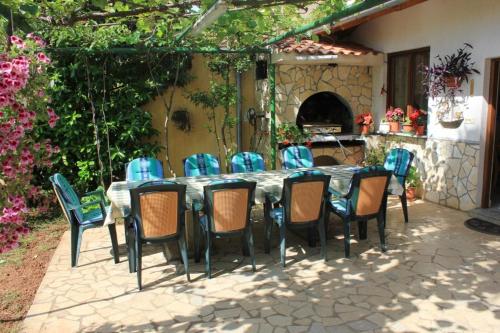 Apartments with a parking space Lovran, Opatija - 7738