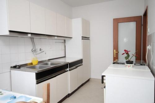 Apartments with WiFi Lovran, Opatija - 7886