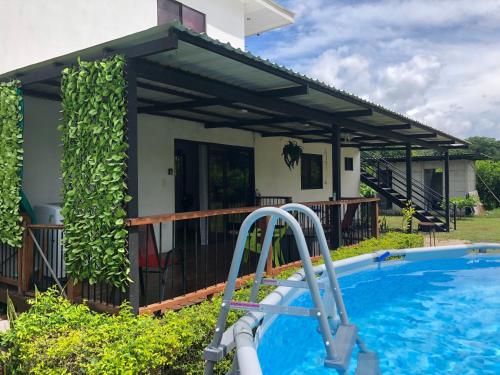 Pet Friendly - WFH Beach House