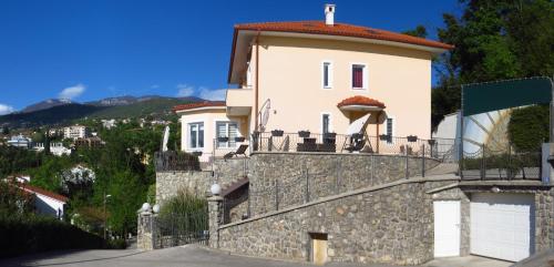 Fotografia z galérie ubytovania Apartments with a parking space Icici, Opatija - 7793 v destinácii Ičići
