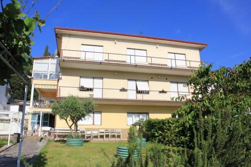 Fotografie z fotogalerie ubytování Apartments with a parking space Lovran, Opatija - 7808 v destinaci Lovran