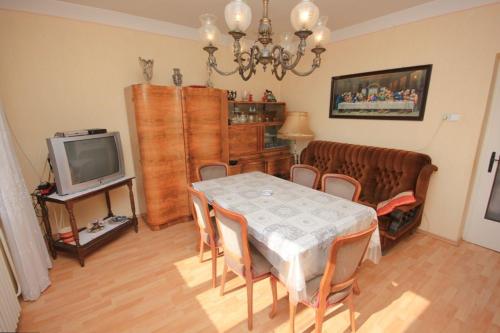 Apartments with a parking space Lovran, Opatija - 7808
