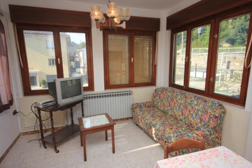 Apartments with a parking space Lovran, Opatija - 7807