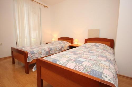 Apartments with a parking space Mali Losinj (Losinj) - 7944