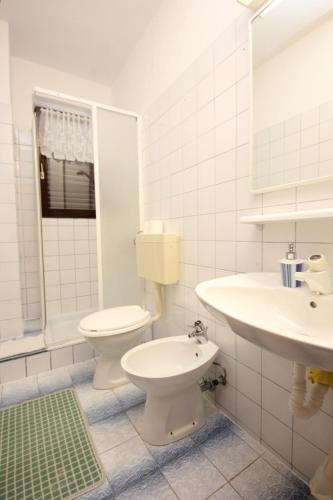 Apartments with a parking space Mali Losinj (Losinj) - 7939