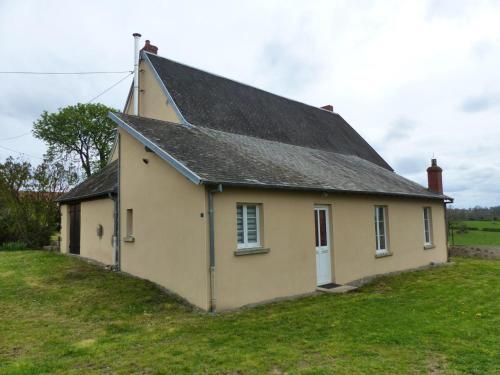 Gîte Mazirat, 4 pièces, 6 personnes - FR-1-489-385